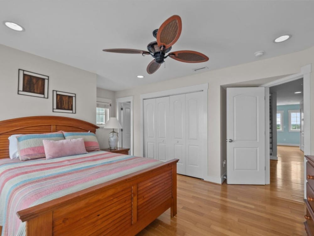 Ocean's Edge by Topsail Realty