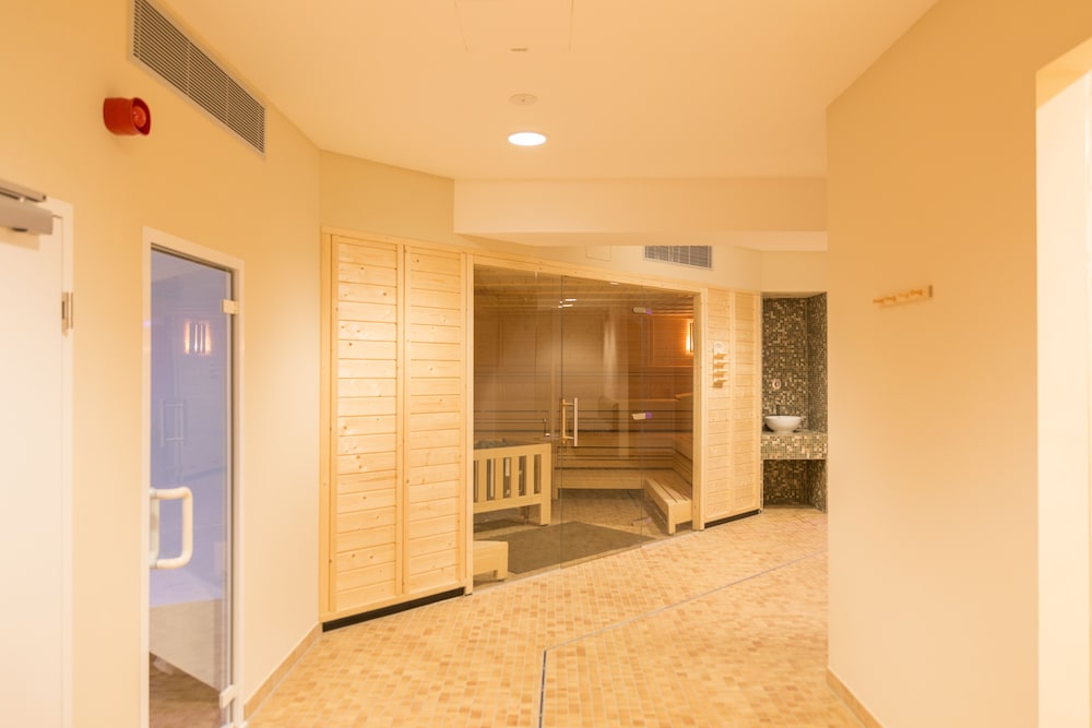 Berlin Vacations - ARIBO Hotel Erbendorf - Property Image 36