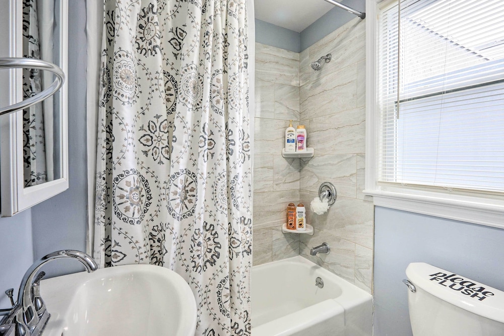Updated Linden Home: Visit NYC & Newark!
