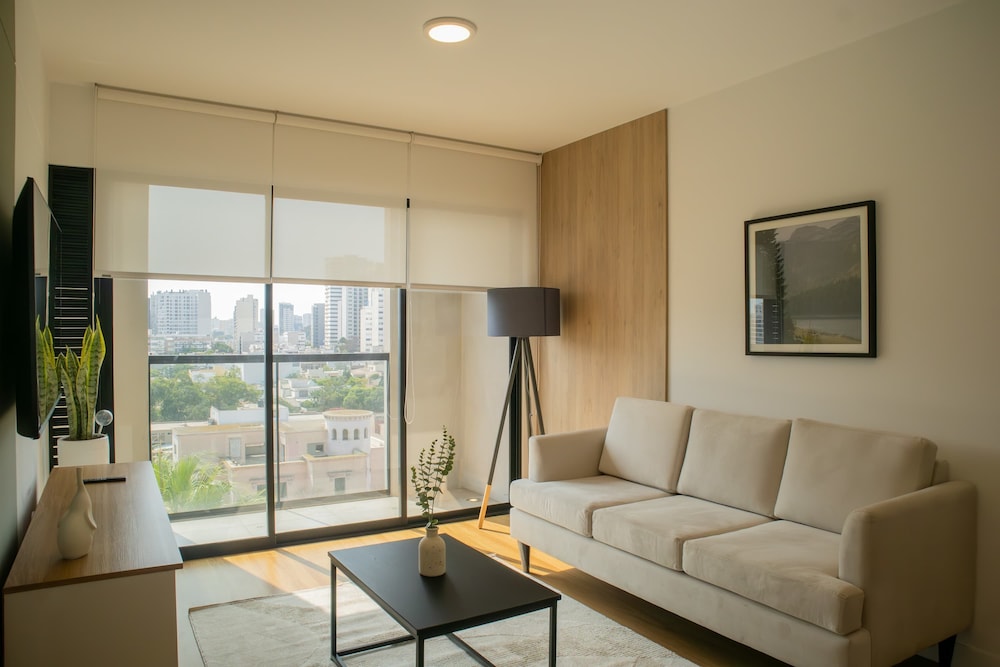 w Atonishing 1BR w Great Deco in San Isidro