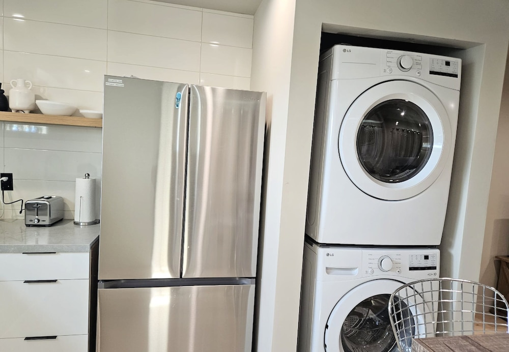 Premier Apts in Vibrant Downtown LA