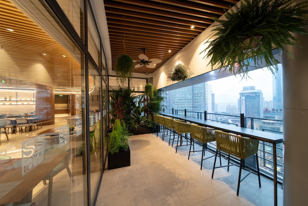 SSAW Boutique Hotel (Jiefangbei Hongyadong Branch)