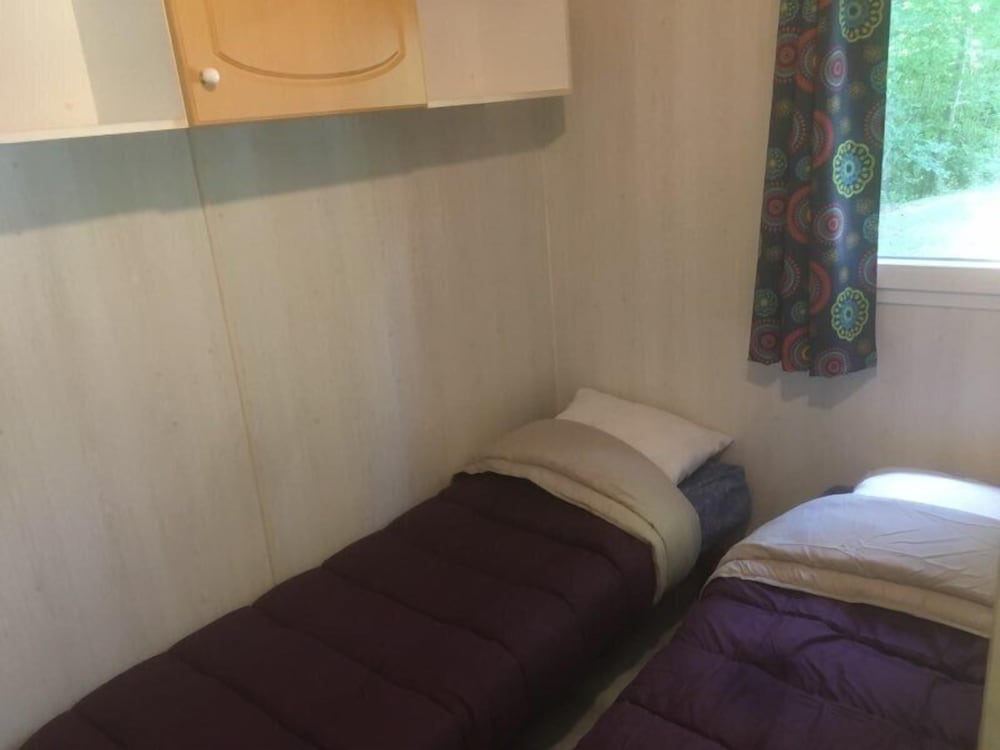Camping Uhaitza - Chalets view 3