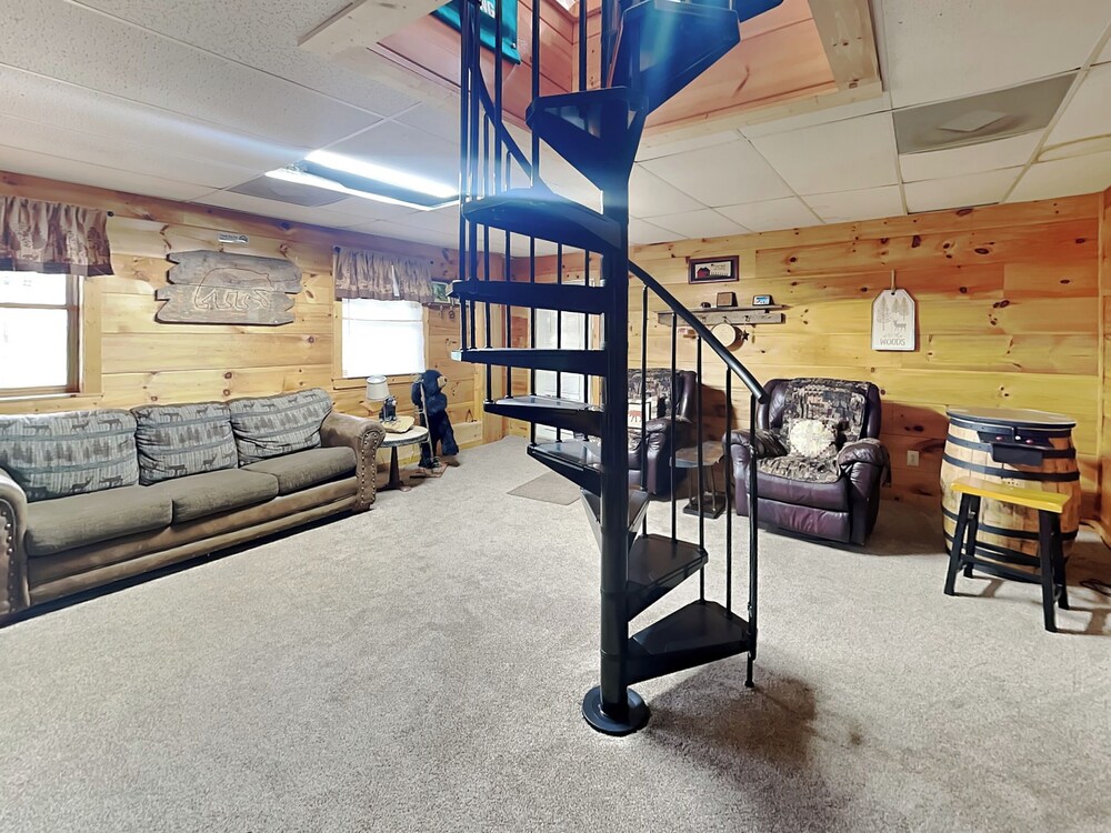 Scooter Bears Den by Jackson Mountain Rentals