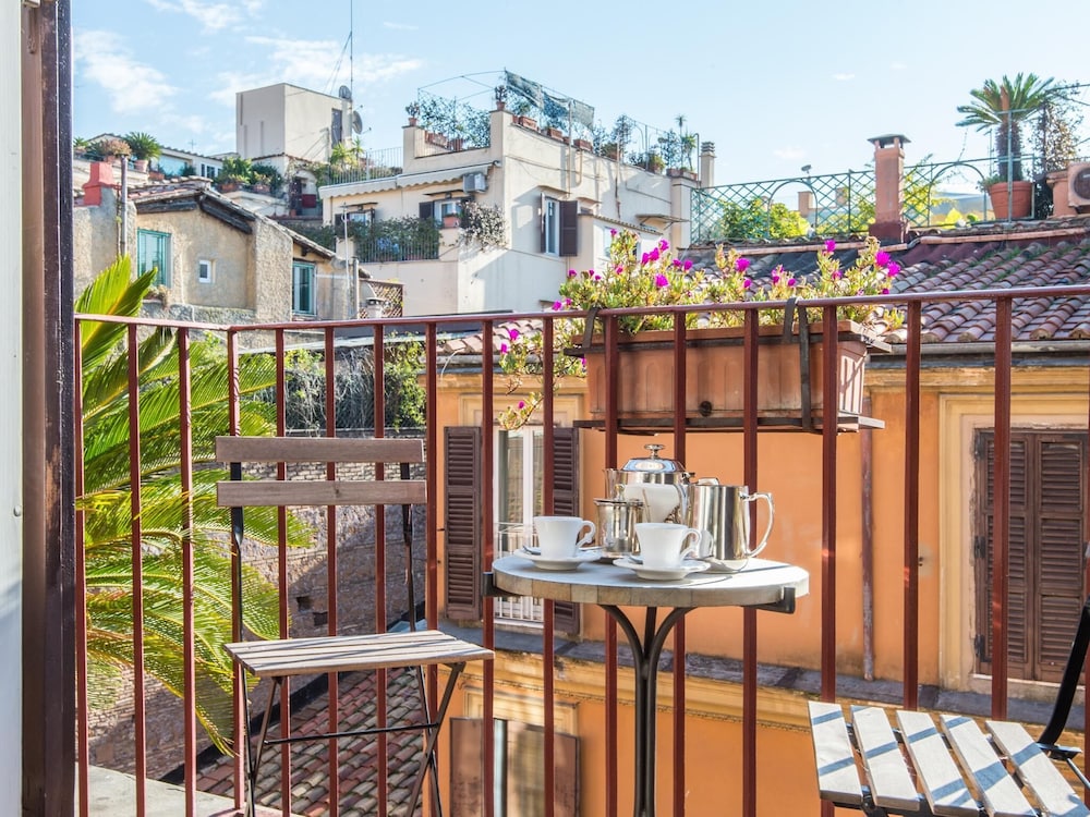 RSH Luxury Spanish Steps Terrace