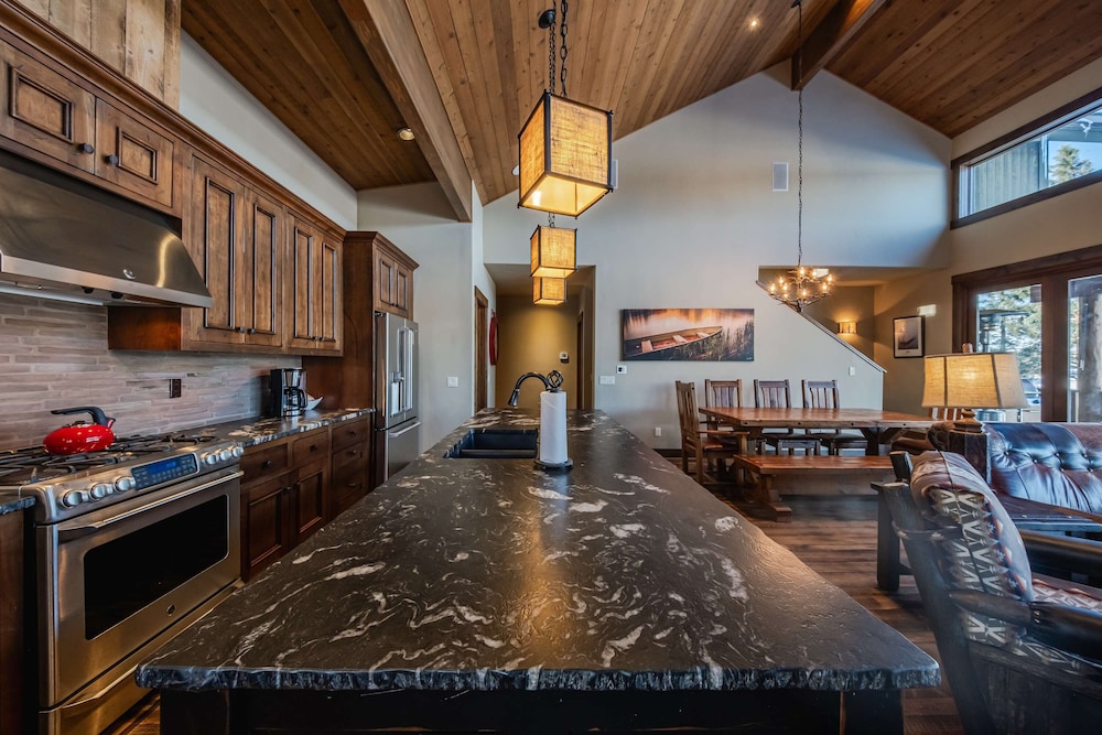 Wilderness Club Lakefront Lodge