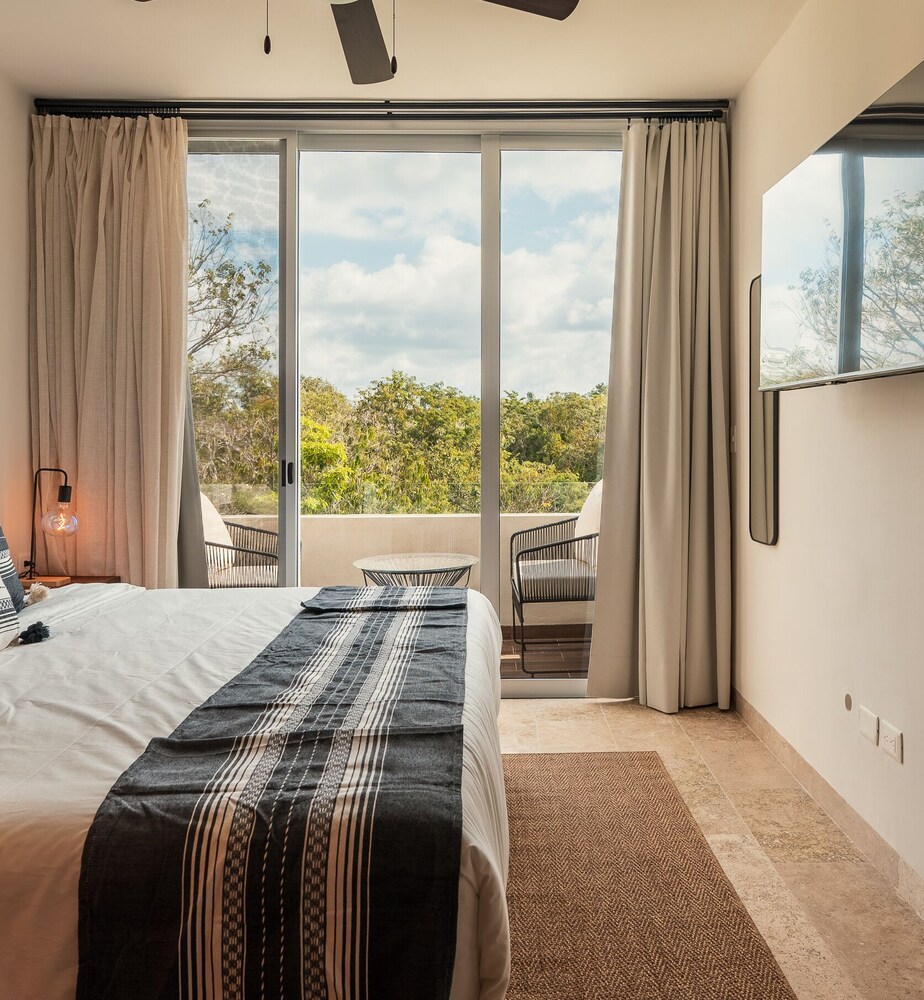NHOA 312B Lux 1BR in Aldea Zama