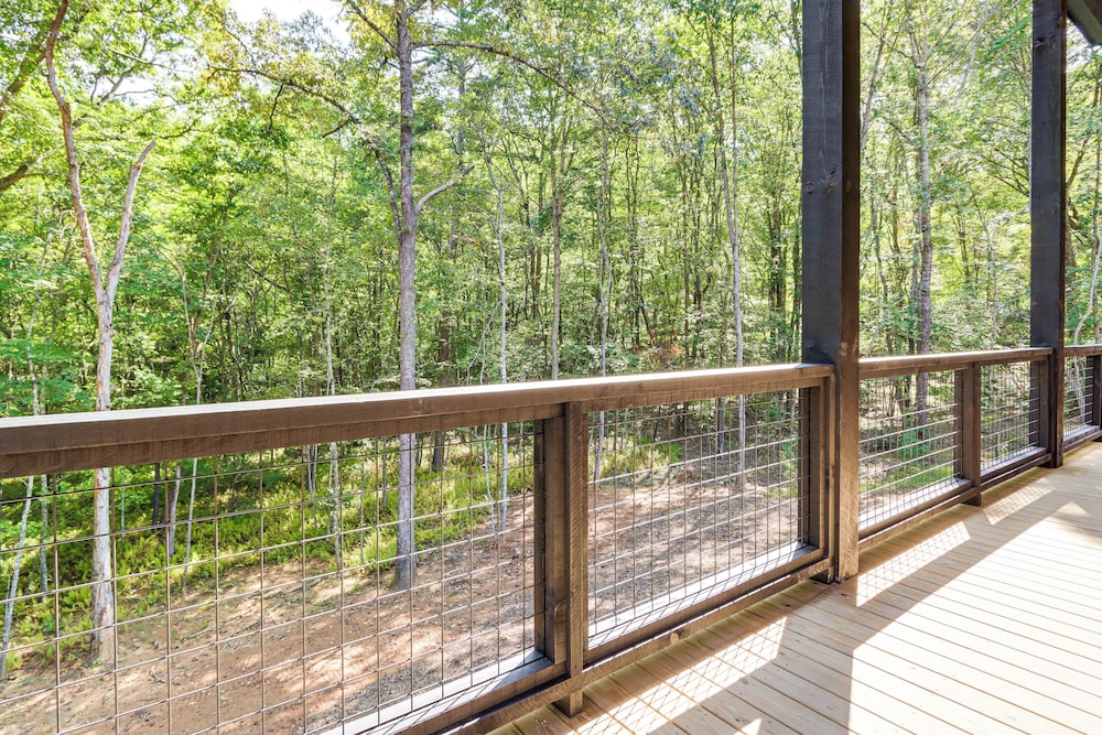 Blue Ridge Adventure Base: Grill, Play, Explore!