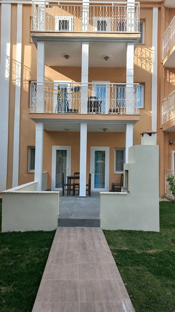 Mediterranean Apart Otel - Image 37