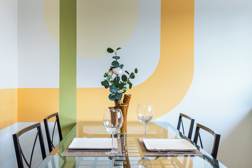 Local Host Living - Signature Apartments in Nicosia