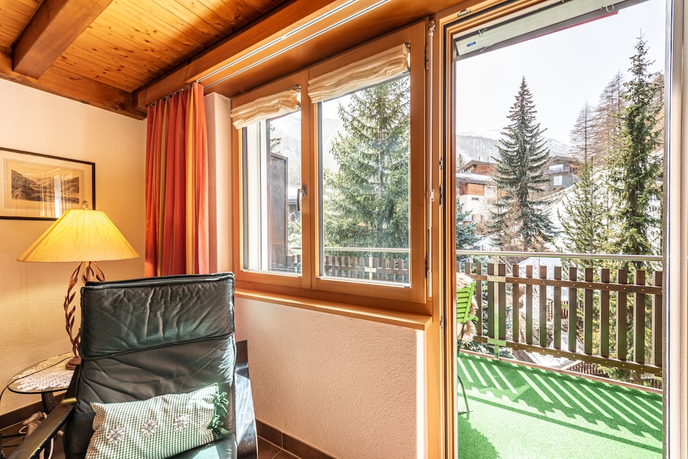 Cozy Attika Apartment view 2