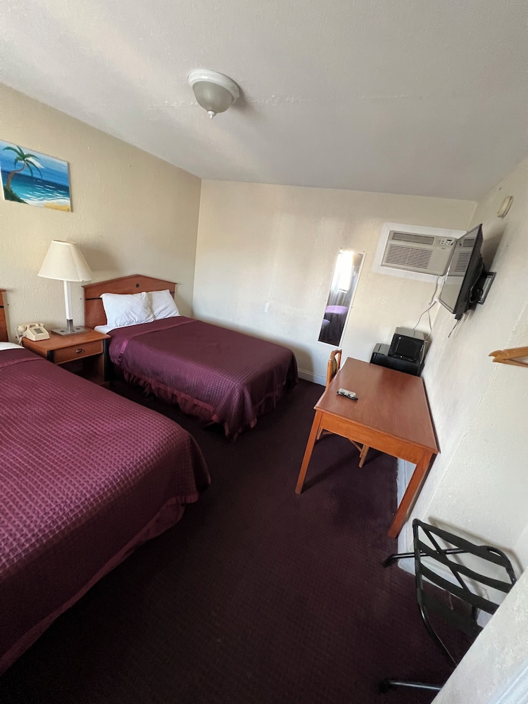 Budget Inn
