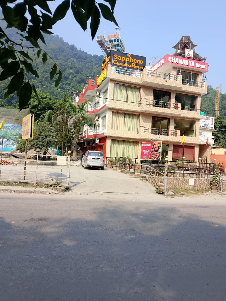 Sapphero Chanakya Resort view 5