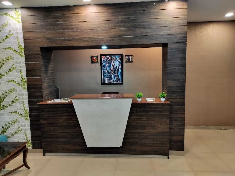 Hotel Shri Bhaskar