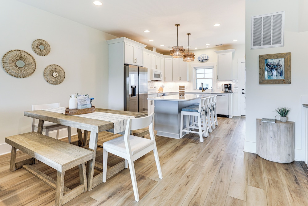 Walk to the Waves: Coastal Kure Beach Retreat