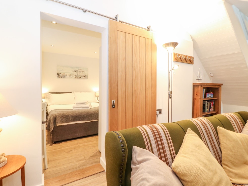 Canny Cottage