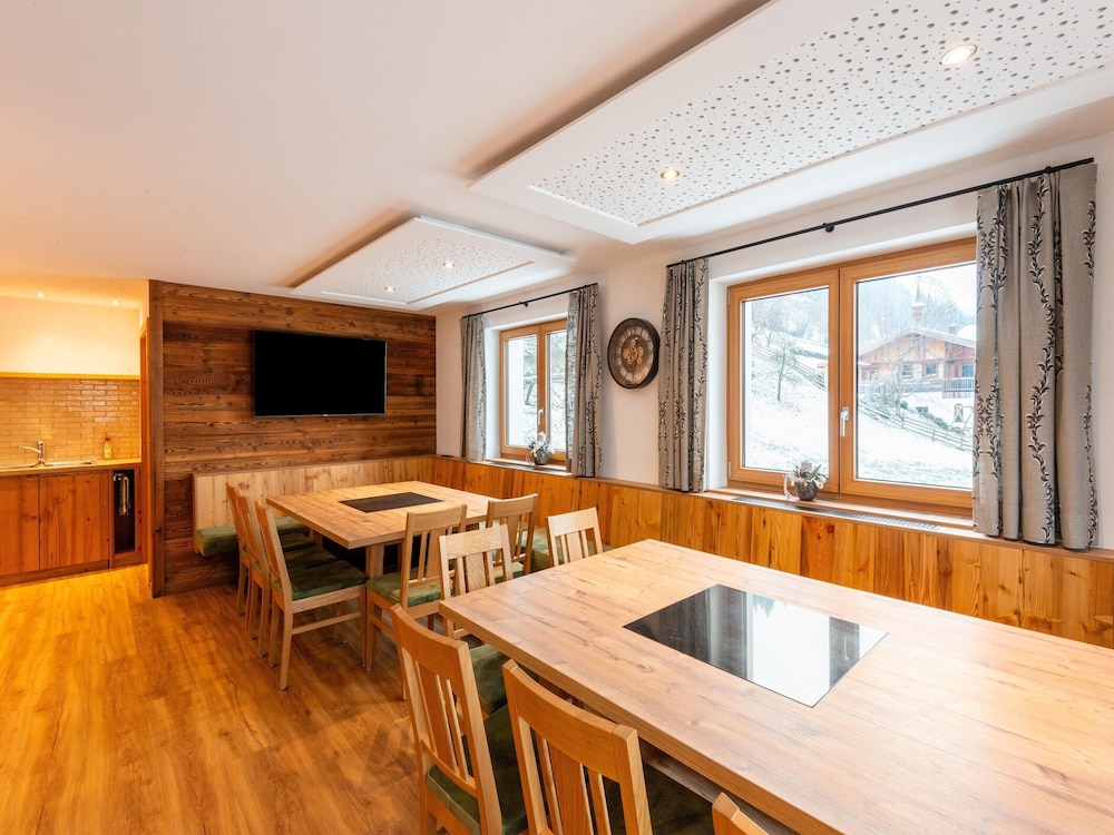 Farmhouse in Bramberg With Sauna & Ski Access