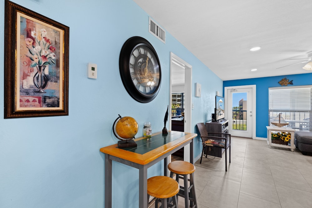 Saida Iv Condo Unit #507 2 Bedroom Condo by RedAwning view 4