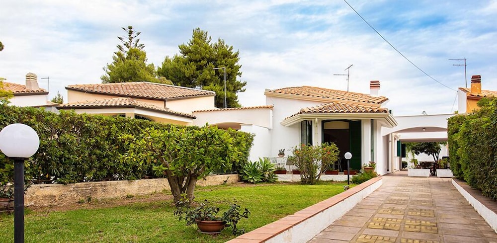 Villino a Fontane Bianche photo 3