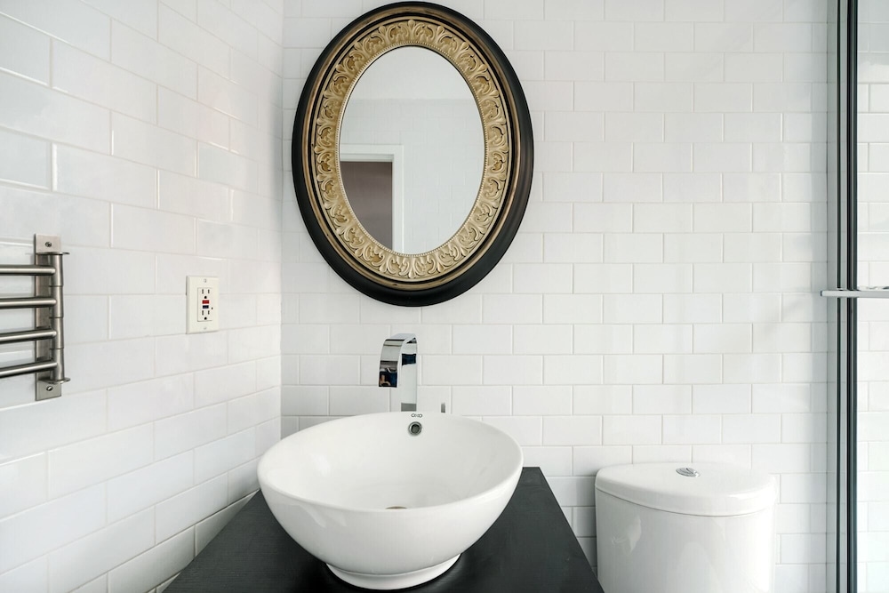 139 West Village Apt