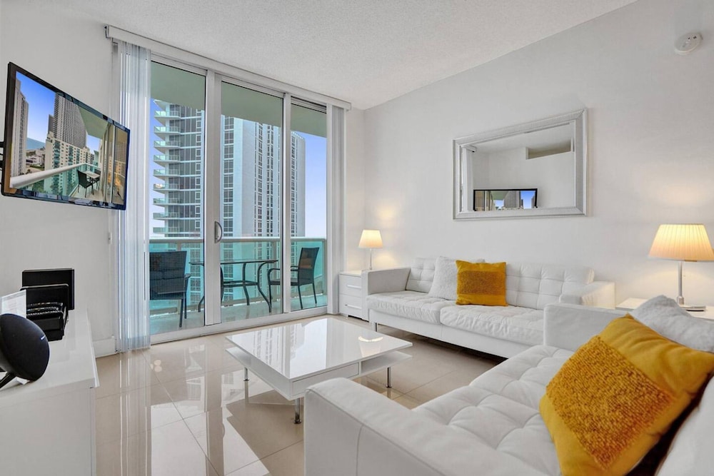 Beach Penthouse Ocean Paradise