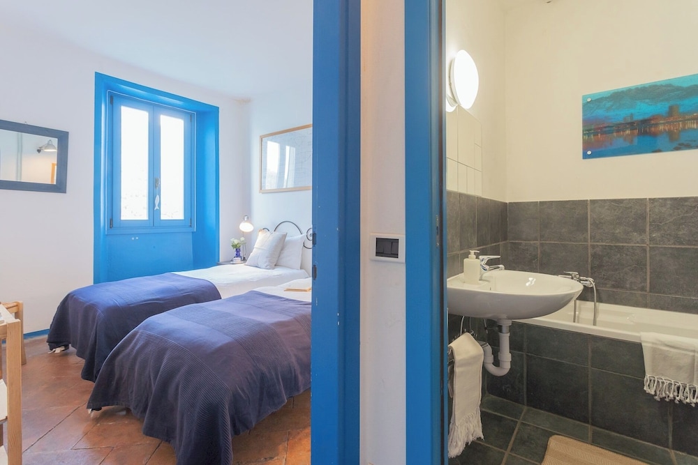 Deriva Apartment on Careno's Beach by Rent all Como