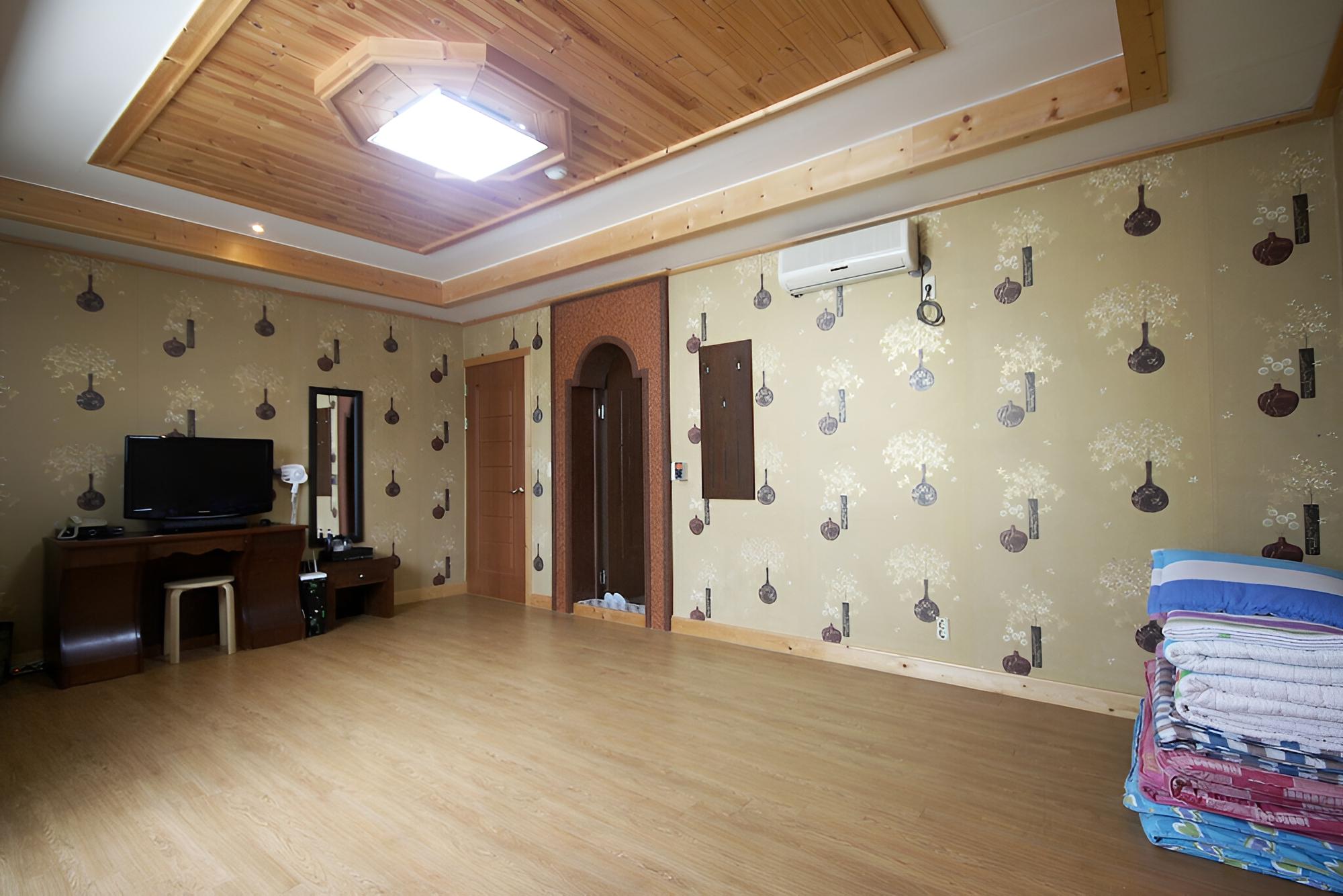 Photo 40