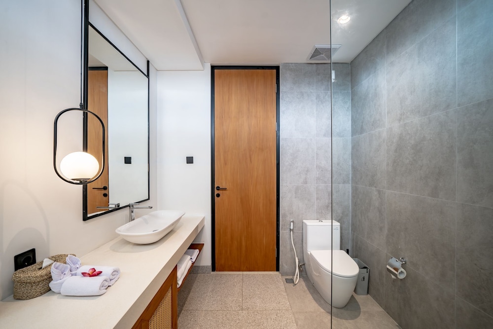 RHYS Villa Pererenan