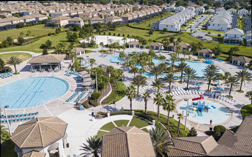 Themed 5Bd Family Villa w Pool Spa Near Disney