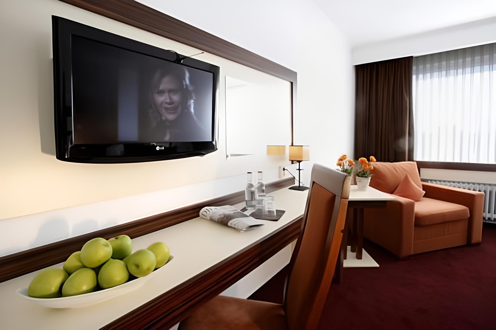 Centro Hotel Norderstedter Hof by INA - Property Image 8