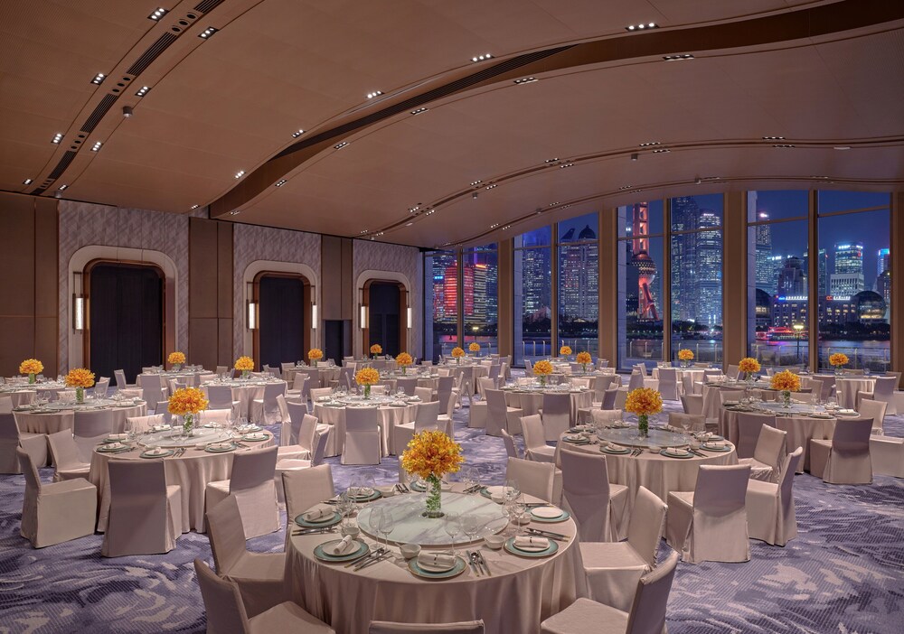 Regent Shanghai on the Bund 37