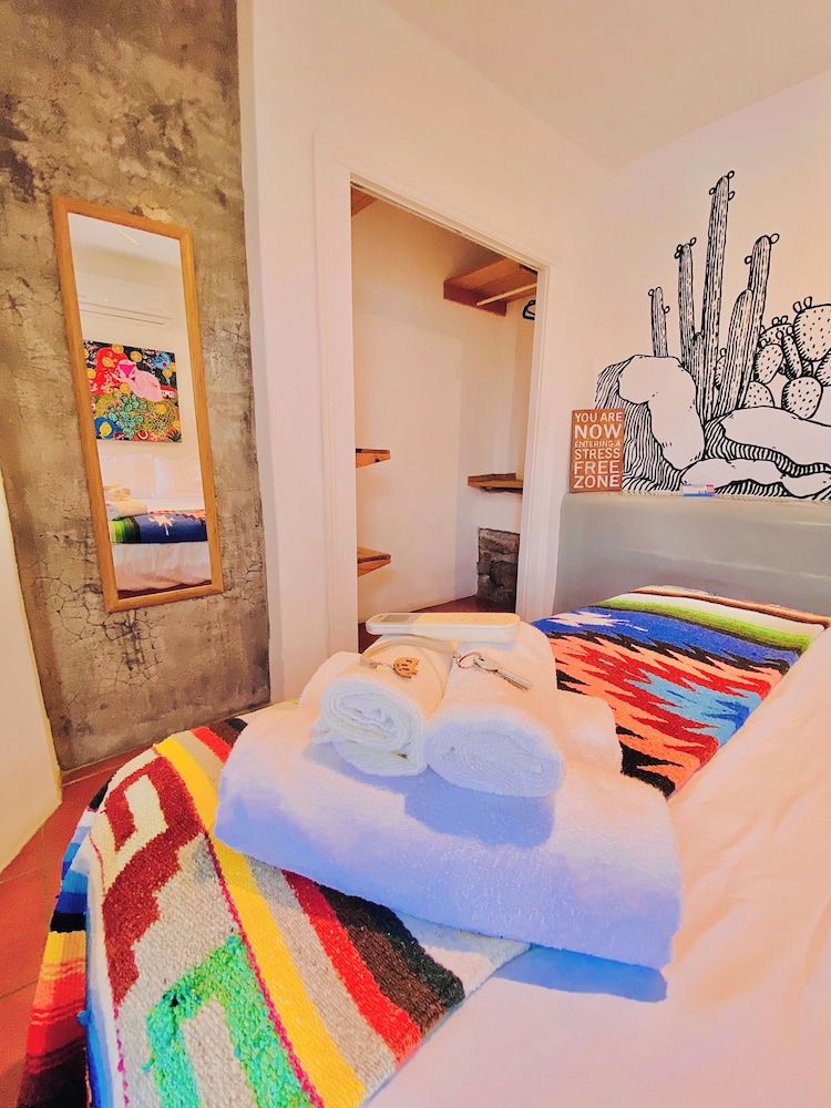 Perro Surfero Hotel Boutique - Todos Santos, BCS
