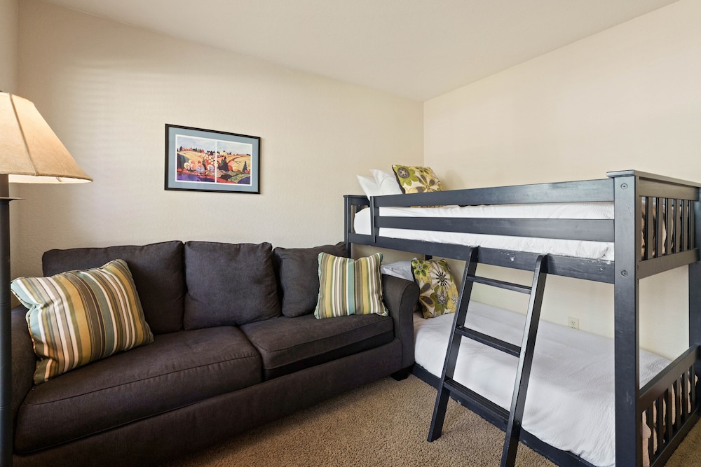 Fairway Village 25 3 Bedroom Home