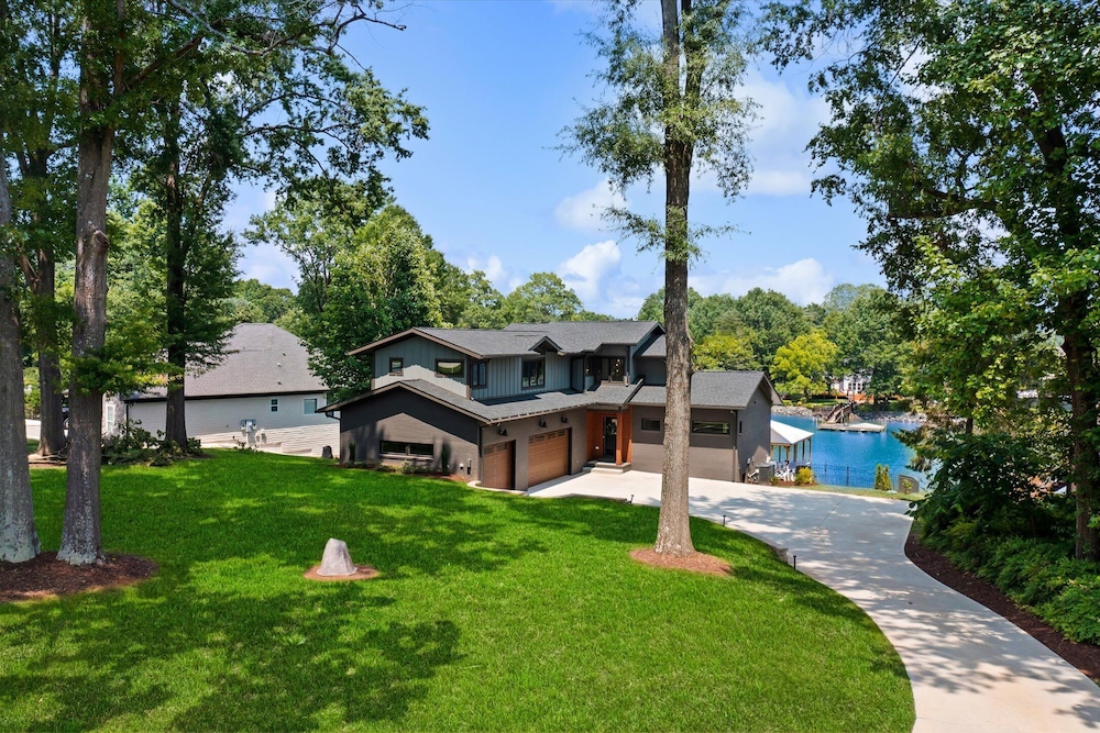 Elysian Shores W/heated Pool & Optional Boat Rental