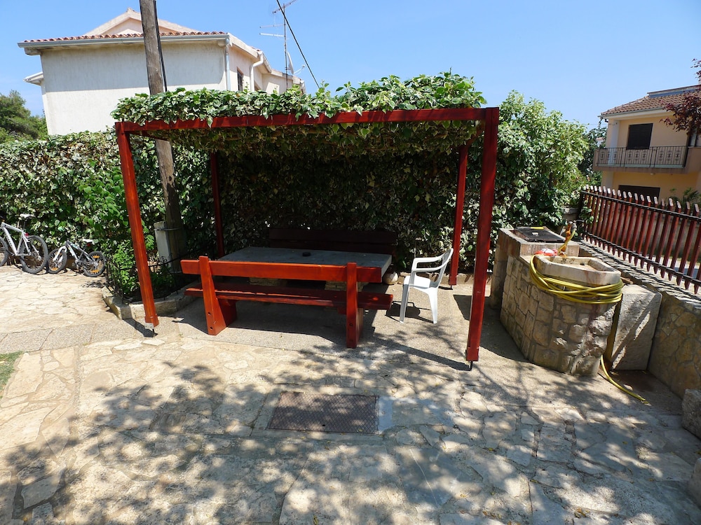Apartment for 5 Persons With Balcony view 3