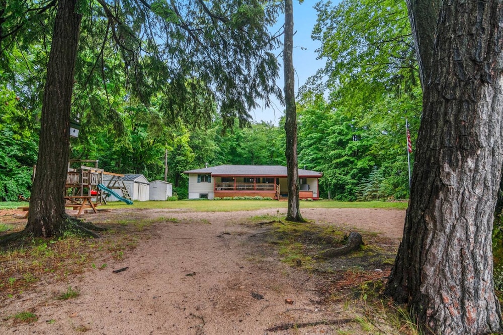 Lakeside Getaway pet Friendly