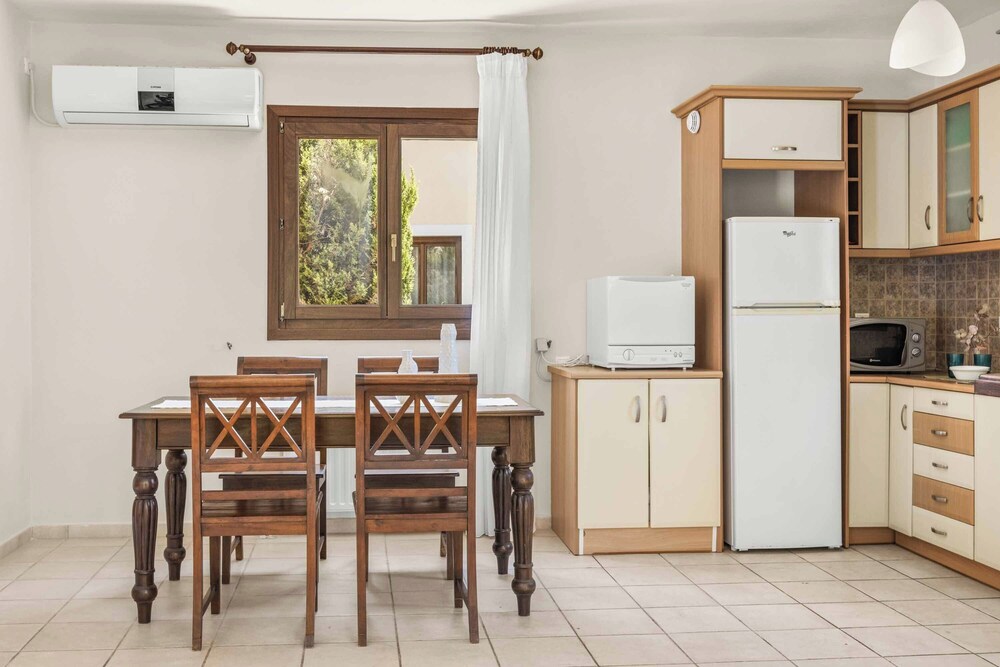 Villa Sarlata Sea View