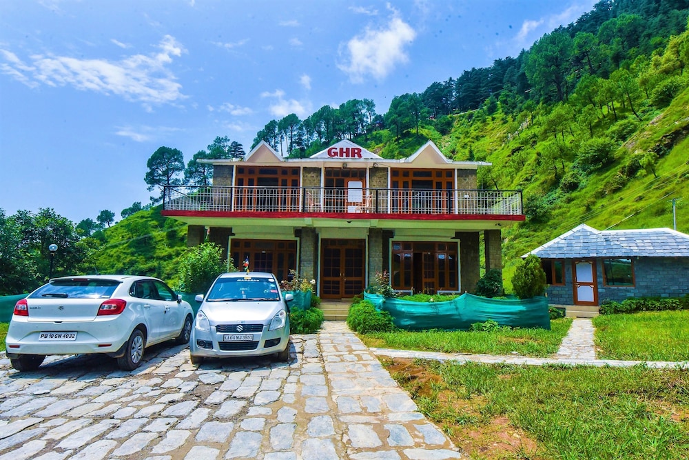 GenX Great Himalayan Resort