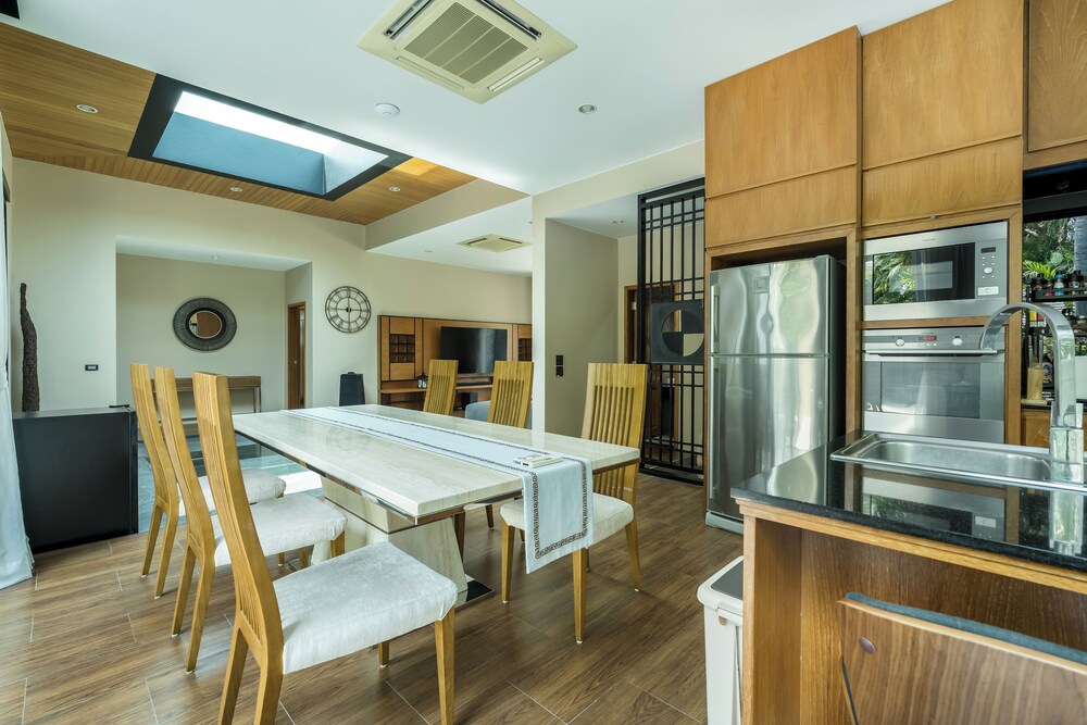 Baan Bua Bt17 By Villacarte