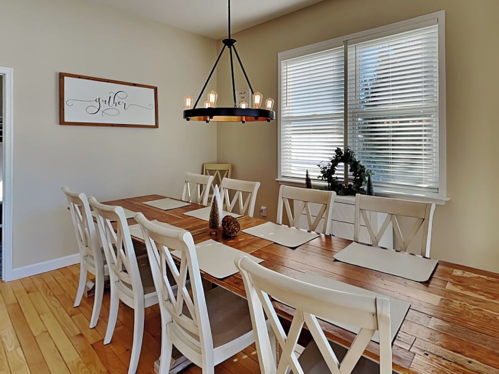 Dacha Verde by Taylor Made Deep Creek
