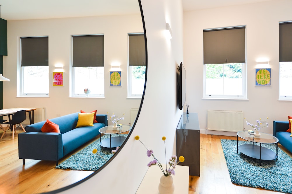 Spacious West Hampstead Apartment by Concept Apartments