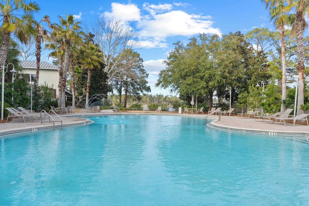 Rooftop Deck w/ Views, Pool, Luxury 5bdr Resorting To Happiness by Avantstay