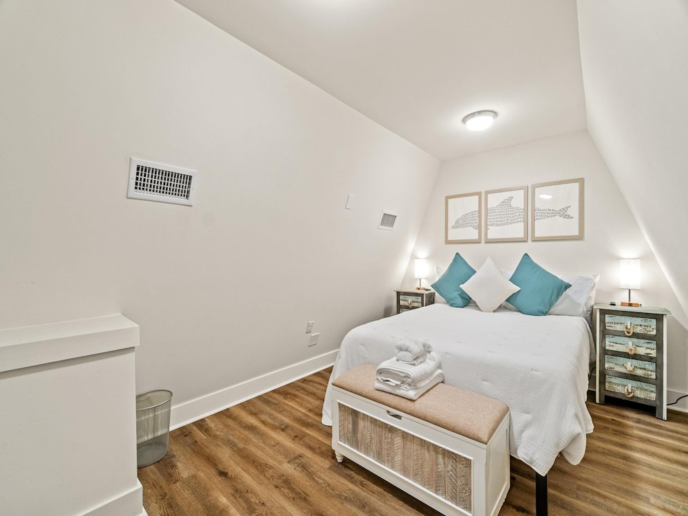 The Pinetree Retreat by Southern Vacation Rentals