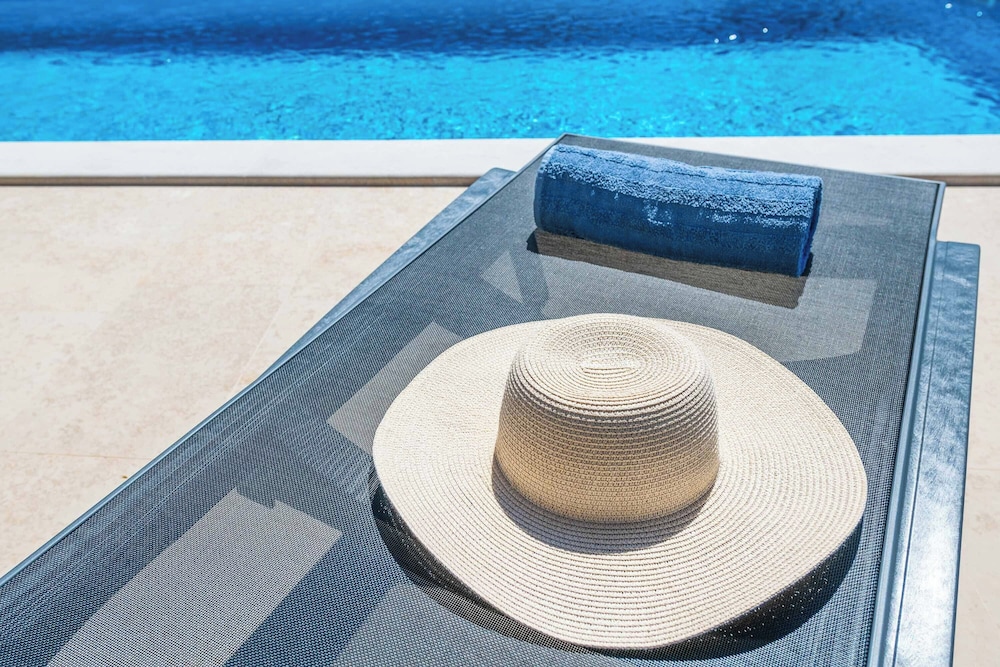 Villa Rosewood