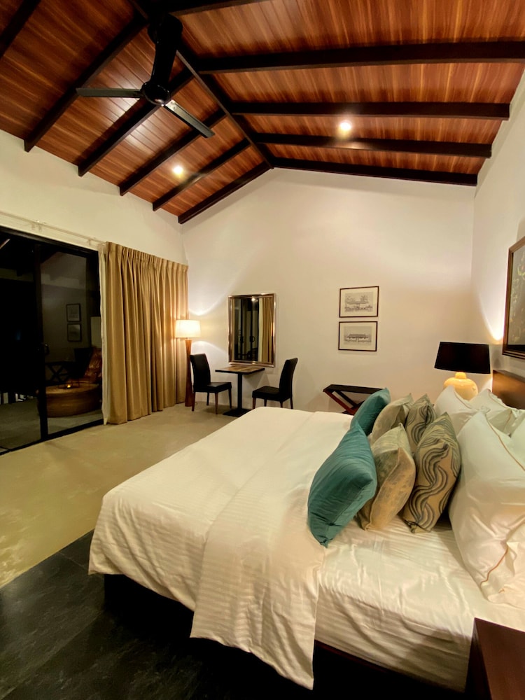 Mirissa Beach Villa