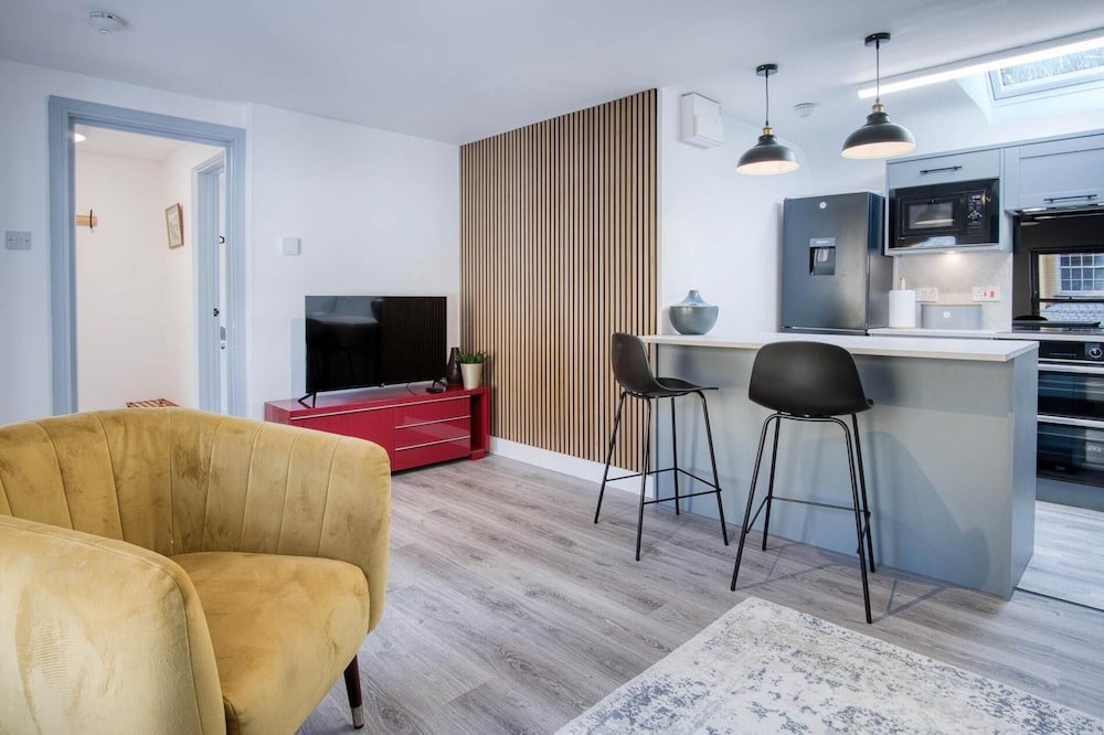 Sandy Steps - 1 Bedroom Apartment - Tenby