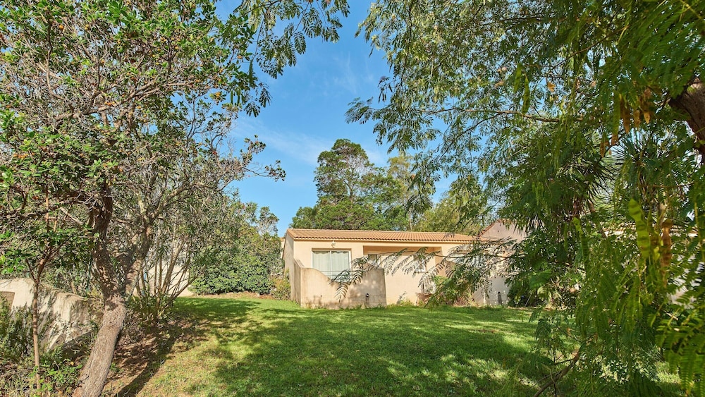 Cottage in Corsica With Garden Terrace