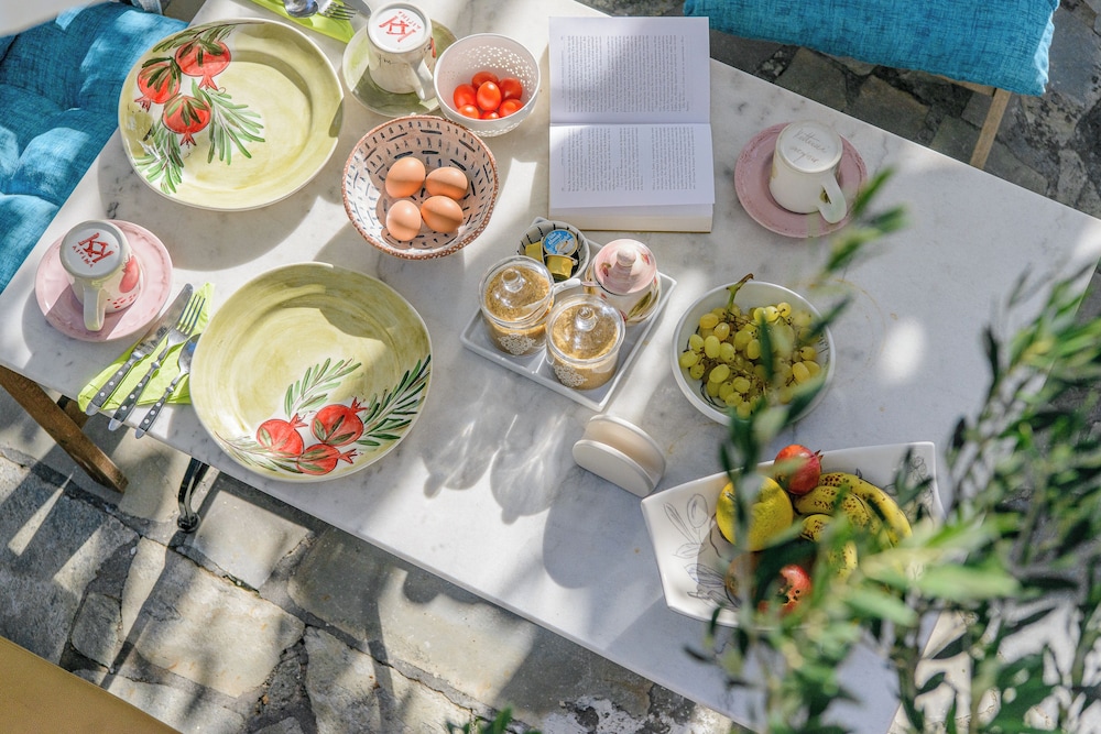 Aegina Town The Stone House photo 3