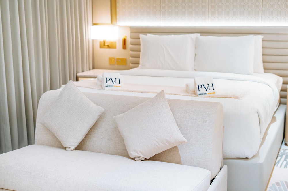 PVH - Studio - Emaar Fashion Ave