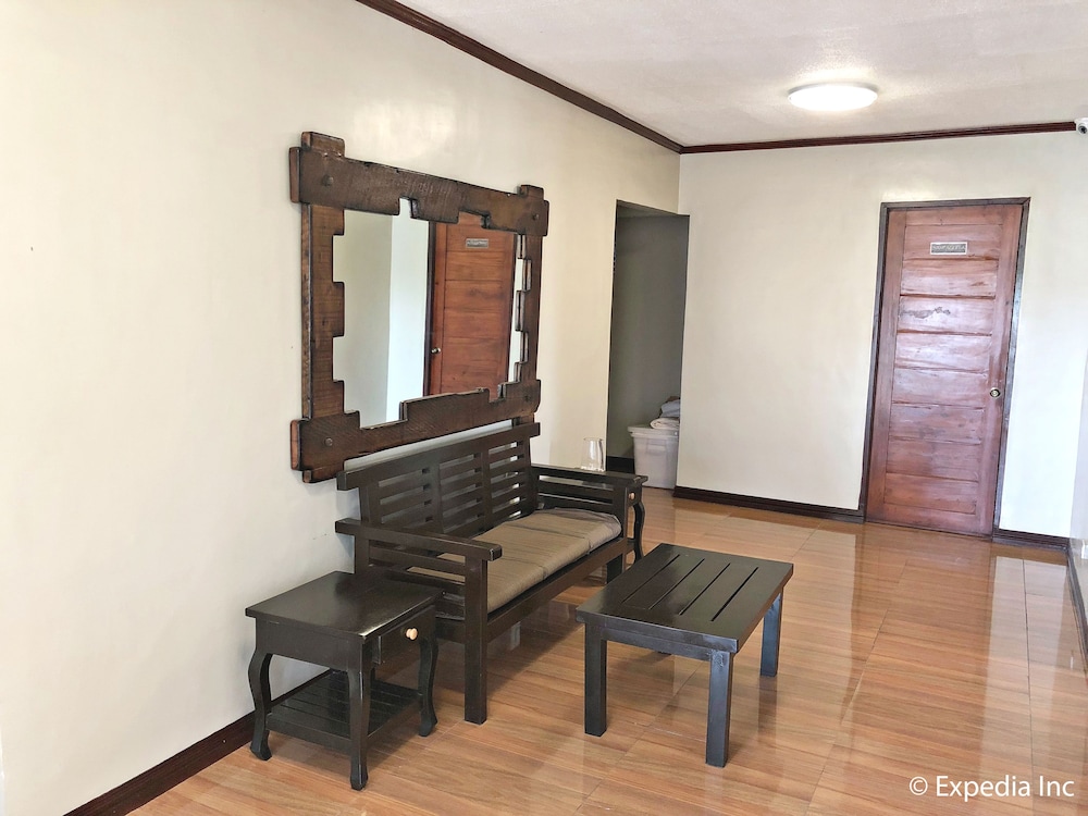 Susana's Room for Rent